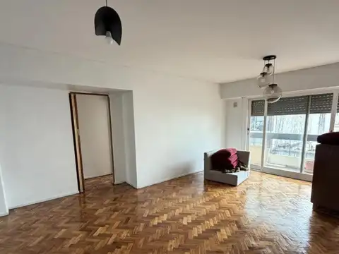 Venta Departamento 3 Ambientes C Dependencia Recoleta Frente