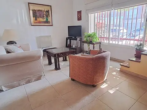 Vallejos 3700