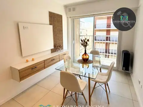 DEPARTAMENTO DE 2 AMB. CON BALCON SALIENTE - RECICLADO