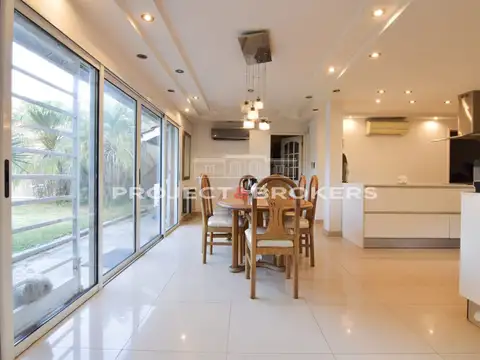 Casa en Venta en Castelar Norte, USD 248.000