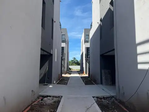 Complejo One Pilar Los Malvones 3763