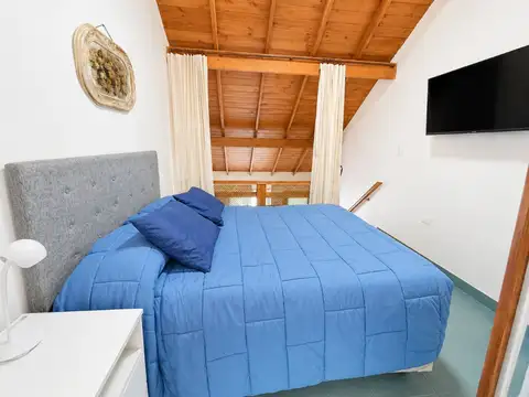 Duplex 2 amb c/patio y balcon a 50mts del mar