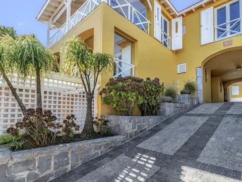 Casa en Venta en Península, USD 1.700.000