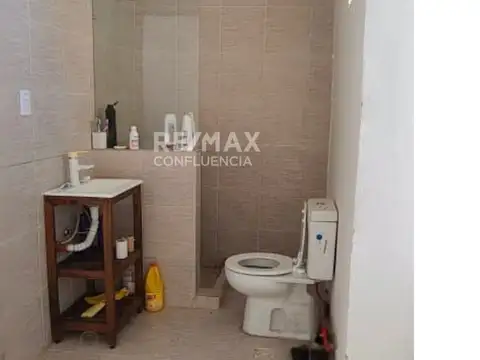 Casa 7 ambientes con 2 baños
