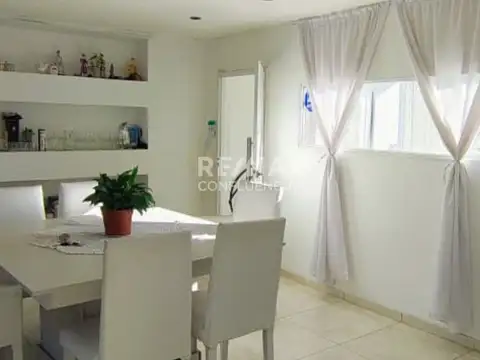Casa en Venta en General Fernández Oro, USD 190.000