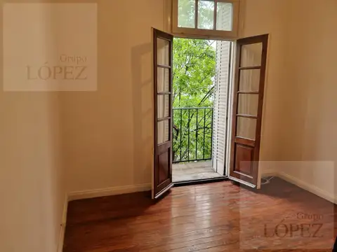 Departamento en Venta 80 años