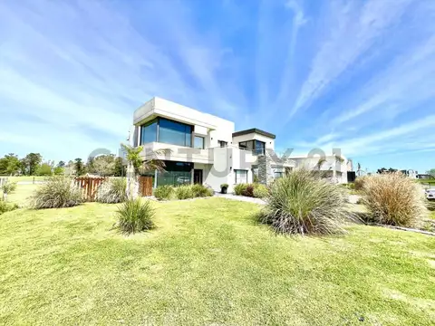 Casa en Venta de 5 dormitorios