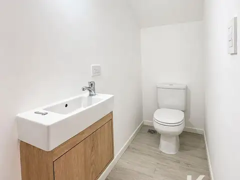 Depto Tipo Casa en Venta en City Bell, USD 123.000