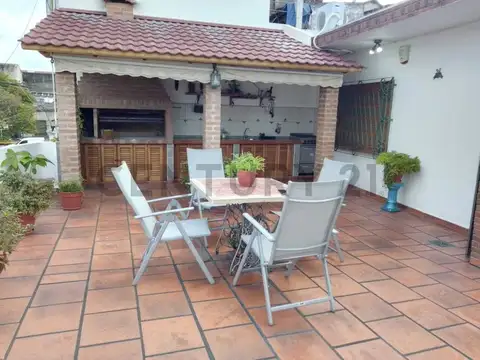 Casa en Venta en Pompeya, USD 169.000