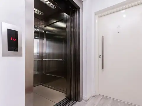 Departamento en Venta con 2 cocheras