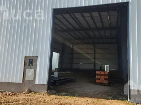 Depósito en Benavidez