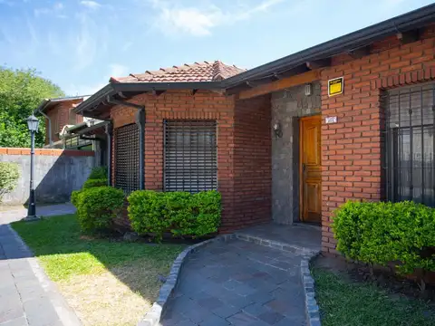 Casa en Venta al Oeste