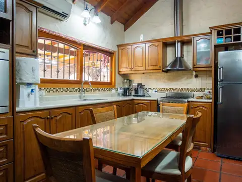 Casa en Venta en Villa Gobernador Udaondo, USD 229.000