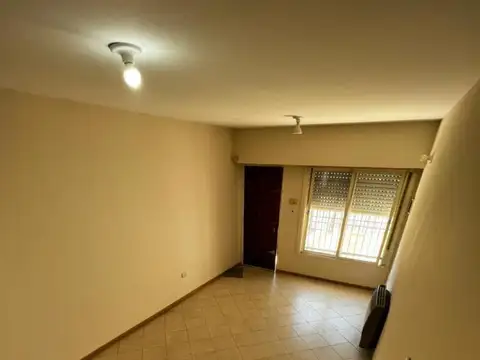 Casa en Venta en Morón, USD 115.000