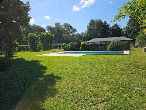Casa 6 ambientes con 3 baños