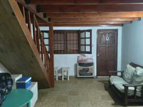 Casa en Alquiler en Vicealmirante Montes, $ 1.500.000