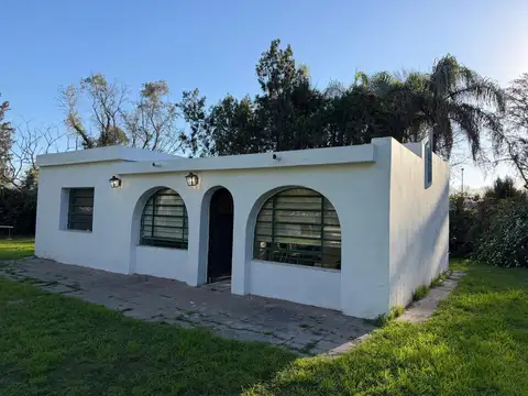 Casa-Quinta en venta en Barrio Villa Los Álamos