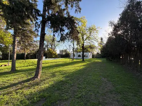 Pucara esq. Lucchetti
