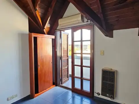 Depto Tipo Casa en Venta 6 años