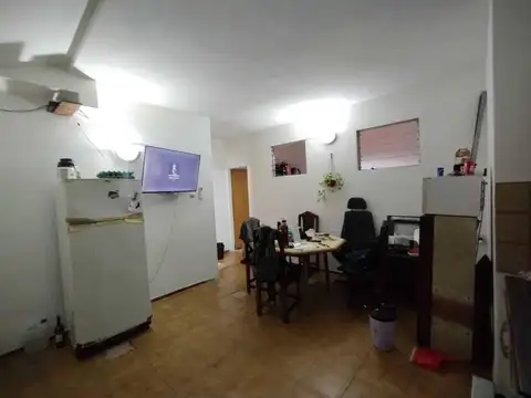 Casa 2 ambientes. | av manuel Belgrano al 5000