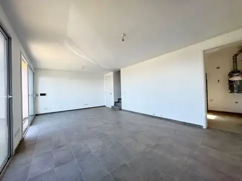 Depto Tipo Casa 7 ambientes con 2 baños