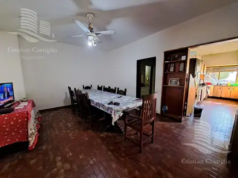 Casa 5 ambientes con 5 baños