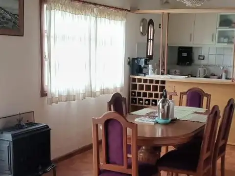 Triplex en venta - 3 Dormitorios 2 Baños - Cochera - San Clemente