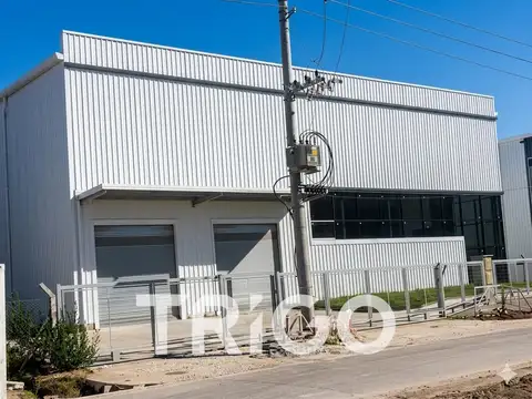 Galpon en Alquiler 30  mts Frente