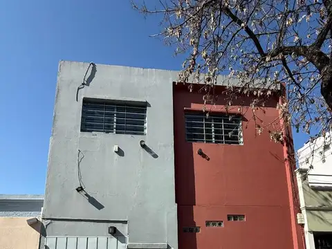 Oficinas Comerciales con amplio espacio operativo en CABA