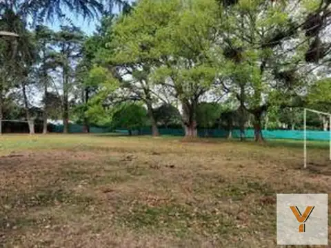 Quinta en venta - 3 Dormitorios 2 Baños - Moreno