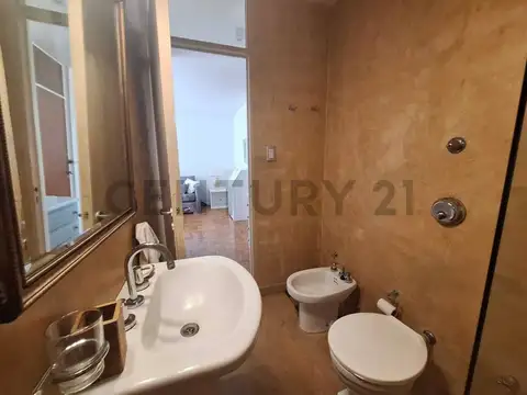 ¿Buscás un departamento amueblado en Retiro para estudiar y trabajar sin interr