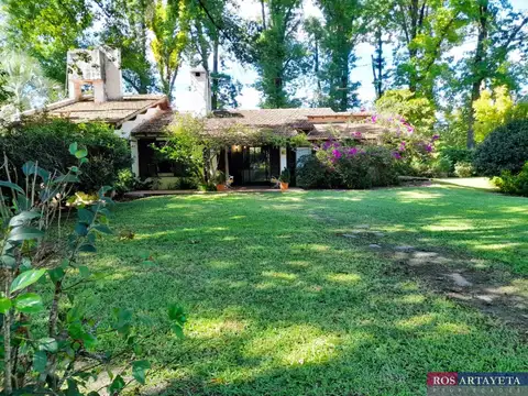 Casa quinta en venta de 195m2 ubicado en La Lonja