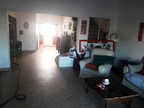 Hipolito Yrigoyen 13400