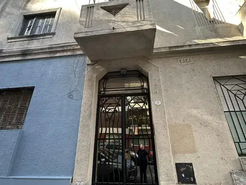 Departamento 2 amb, al frente , amoblado y equipado.