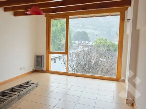 Alquiler de oficina/dpto - Avenida San Martin al 800 - Centro - San Martin de los Andes