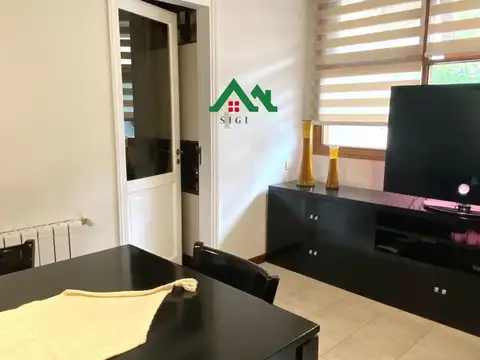 Casa 6 ambientes con 5 baños
