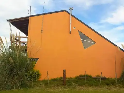 Casa en venta - 2 Dormitorios 2 Baños - San Vicente
