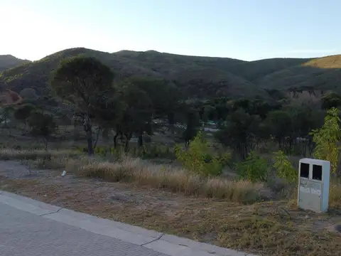 Camino a la laguna Azul 100, Piso 0