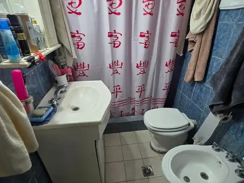 Depto Tipo Casa en Venta en Parque Chacabuco, USD 83.000