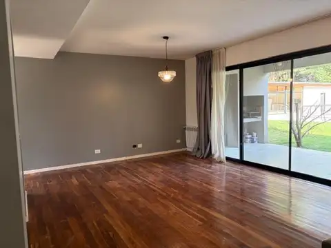 Departamento 4 ambientes con 2 baños