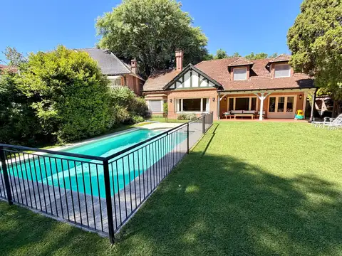Casa en Alquiler en Barrio Parque Aguirre