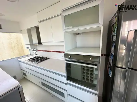 Departamento 5 ambientes con 2 baños