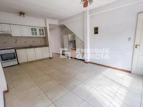 Depto Tipo Casa en Venta de 2 ambientes