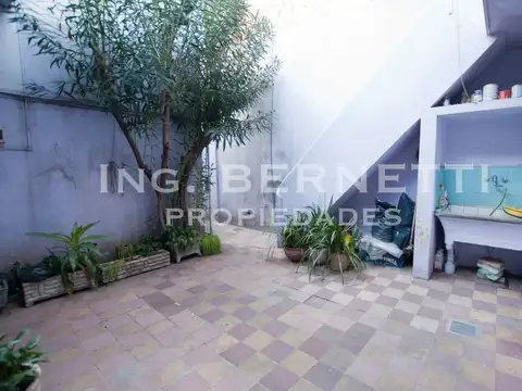 Depto Tipo Casa en Venta en Villa Pueyrredon, USD 110.000