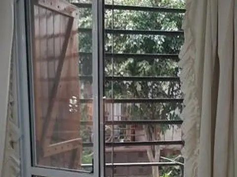 Maipu 878