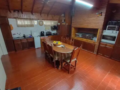 Cavassa 2611 , Piso 4