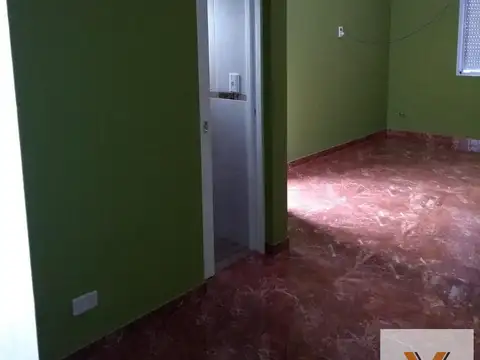 Casa en venta - 4 Dormitorios 3 Baños - Local - 257Mts2 - San Luis