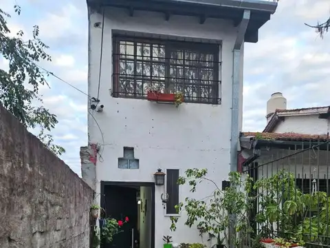 Joaquín V. González 1100