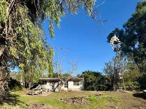 Quincho con piscina y deposito en Pérez