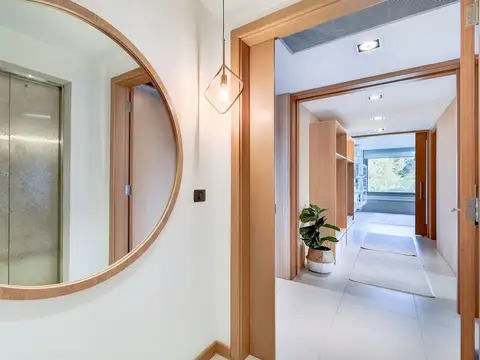 Departamento 5 ambientes con 4 baños